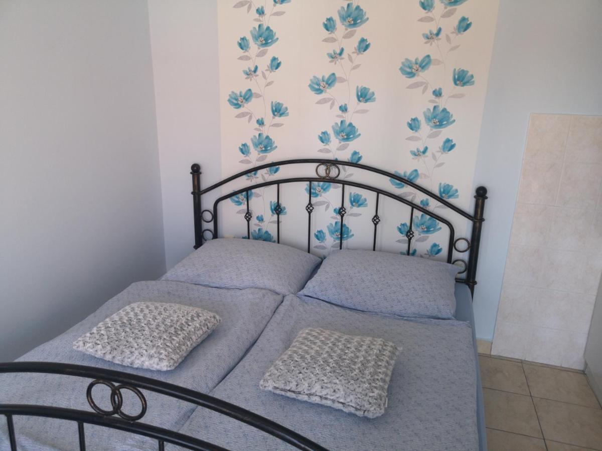 Hodosi Apartman Apartment Velky Meder Ngoại thất bức ảnh