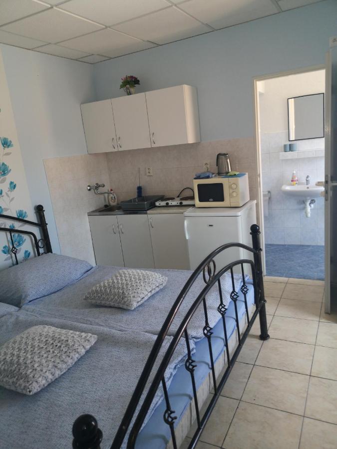 Hodosi Apartman Apartment Velky Meder Ngoại thất bức ảnh